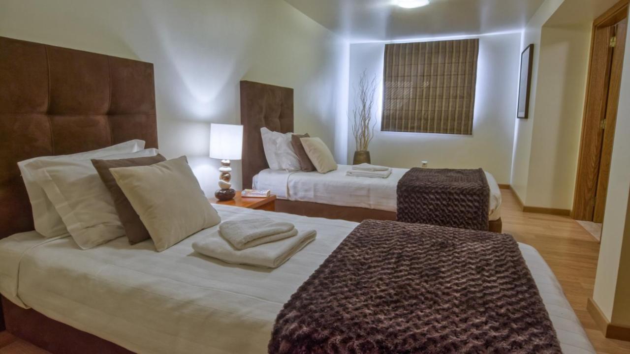 8-Bed Villa In Vilamoura-Sleeps-Playground-Pool Eksteriør billede